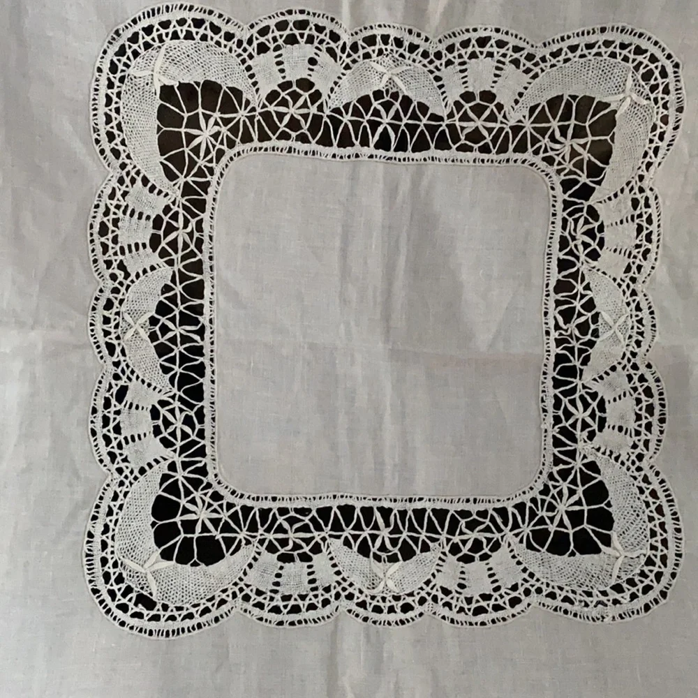 Vintage Cream Linen Tablecloth Heavy Battenberg Lace Inset Scalloped Edge 44x46